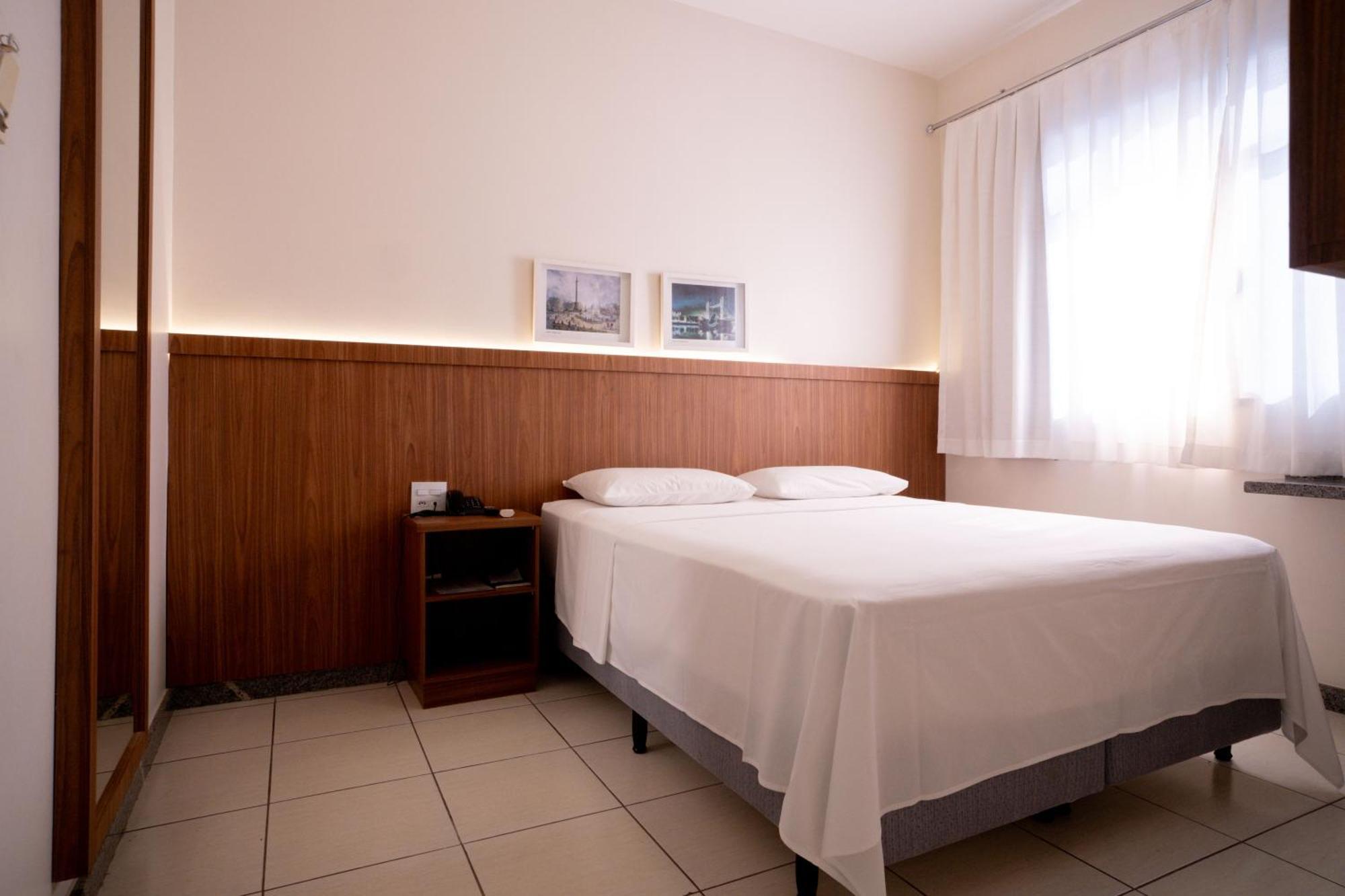 Hotel Conceicao Лінарес Екстер'єр фото