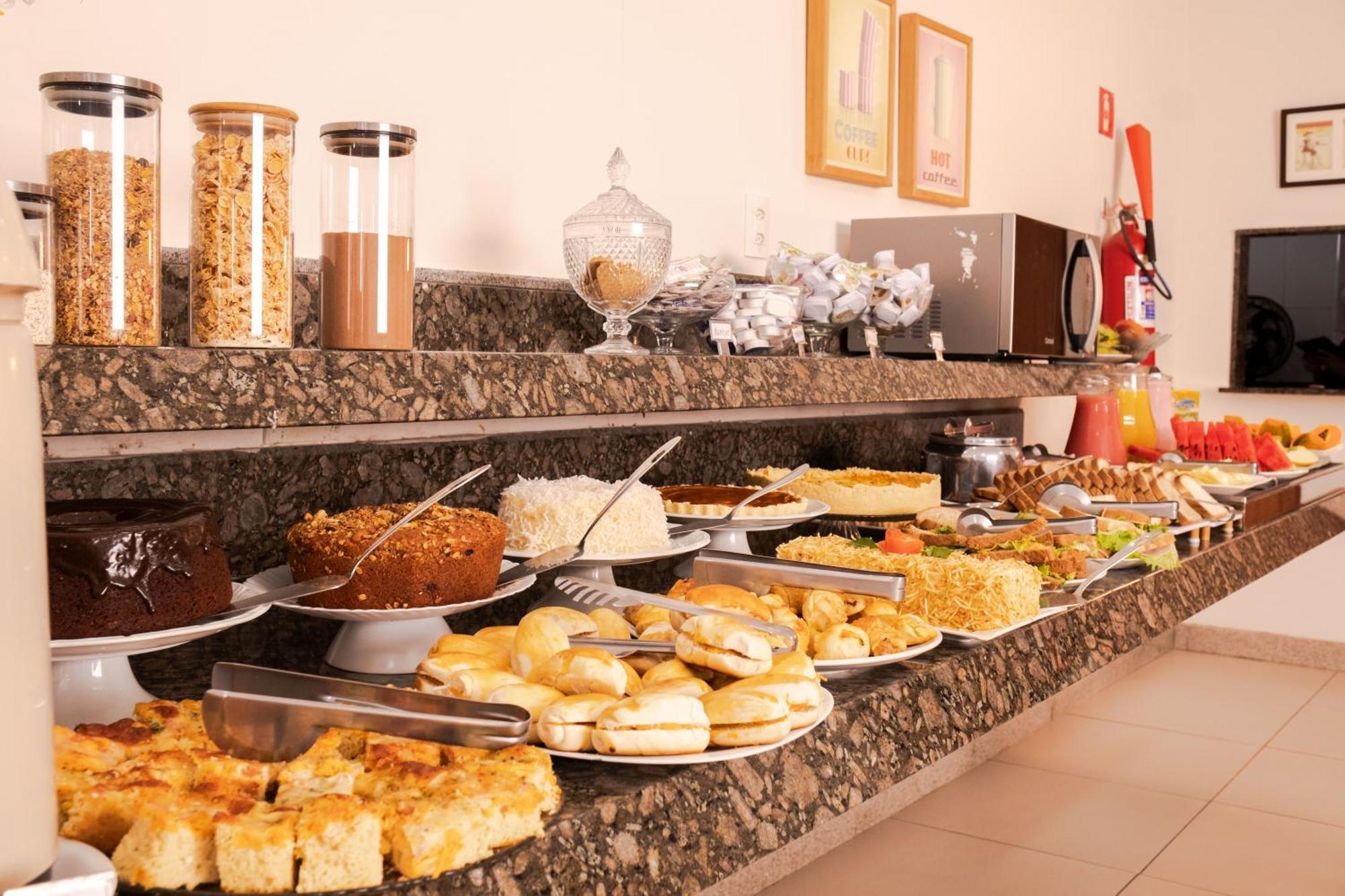 Hotel Conceicao Лінарес Екстер'єр фото
