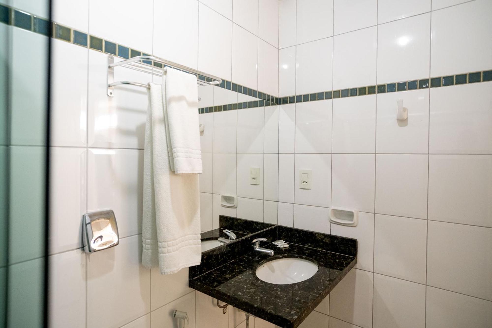 Hotel Conceicao Лінарес Екстер'єр фото