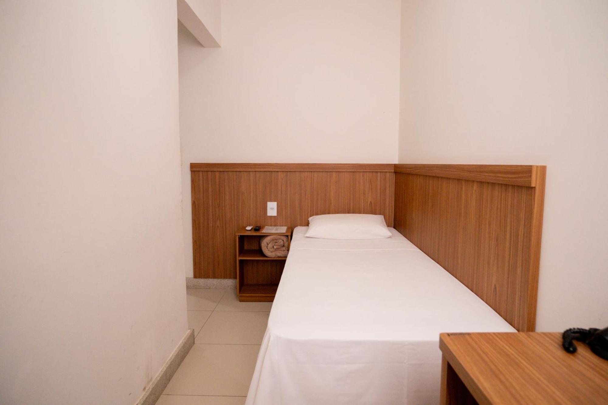 Hotel Conceicao Лінарес Екстер'єр фото